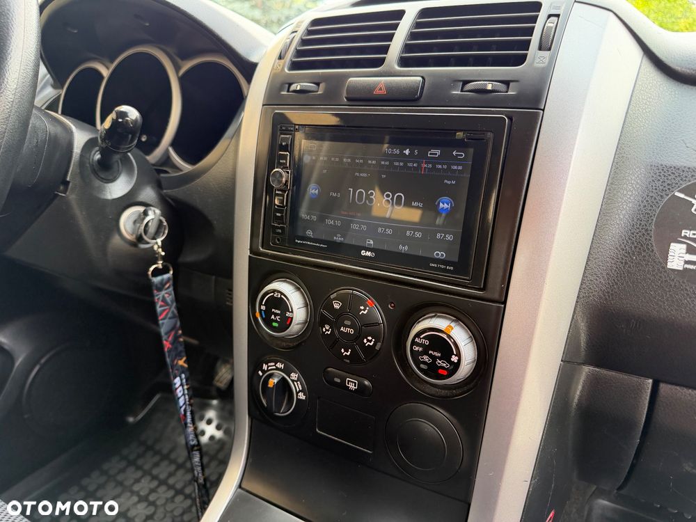 Suzuki Grand Vitara 1.9 DDiS Comfort - 17