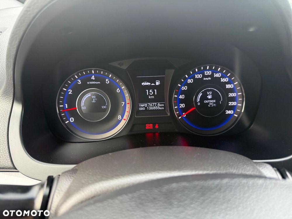 Hyundai i40 Kombi blue 1.6 Family+ - 24