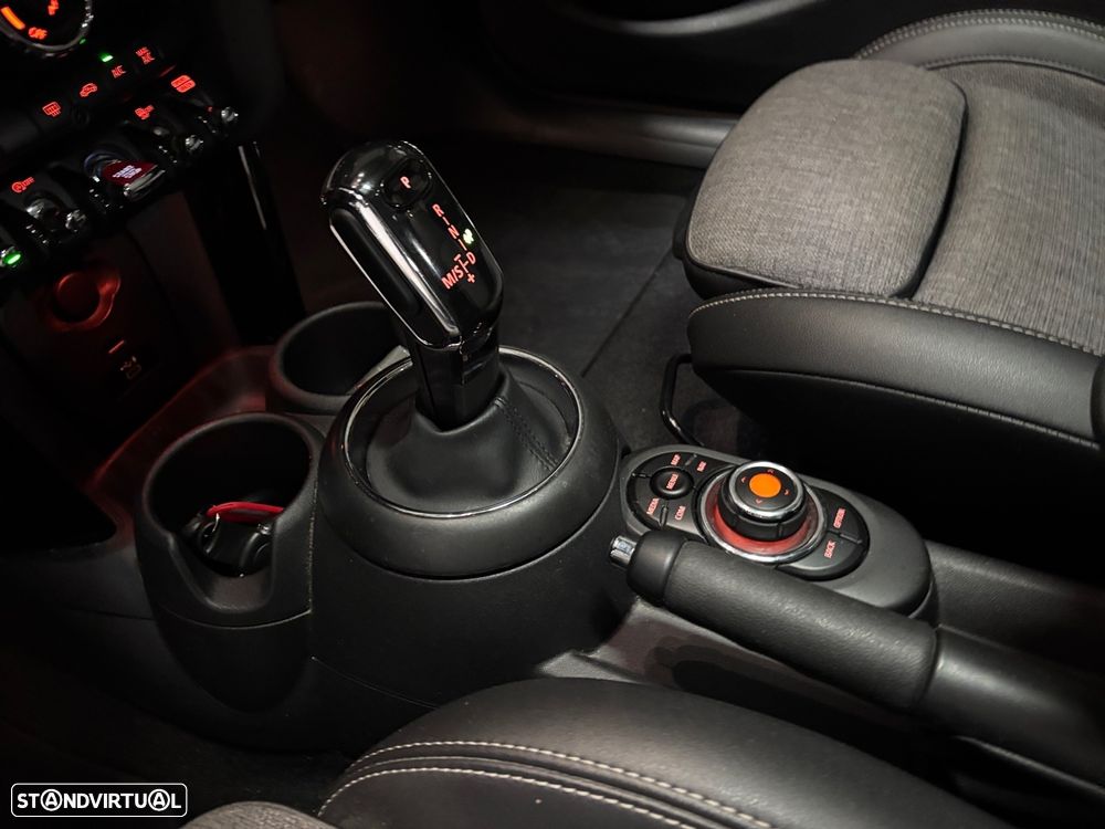 MINI 5 Portas Cooper Camden Edition Auto - 14