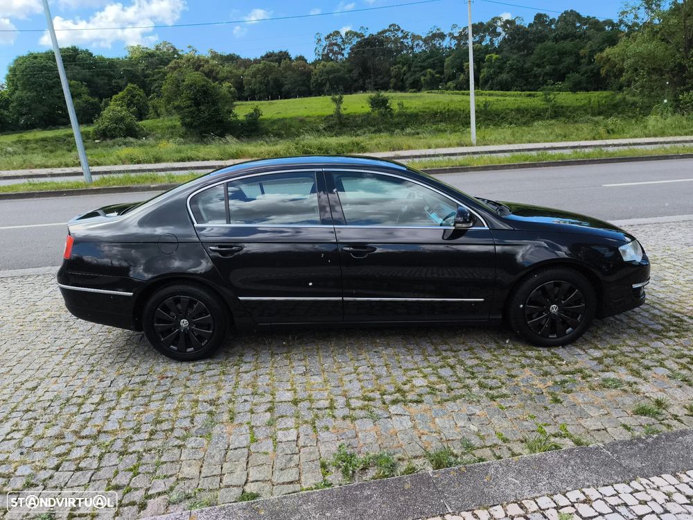 VW Passat 2.0 TDI Trendline BlueMotion - 5