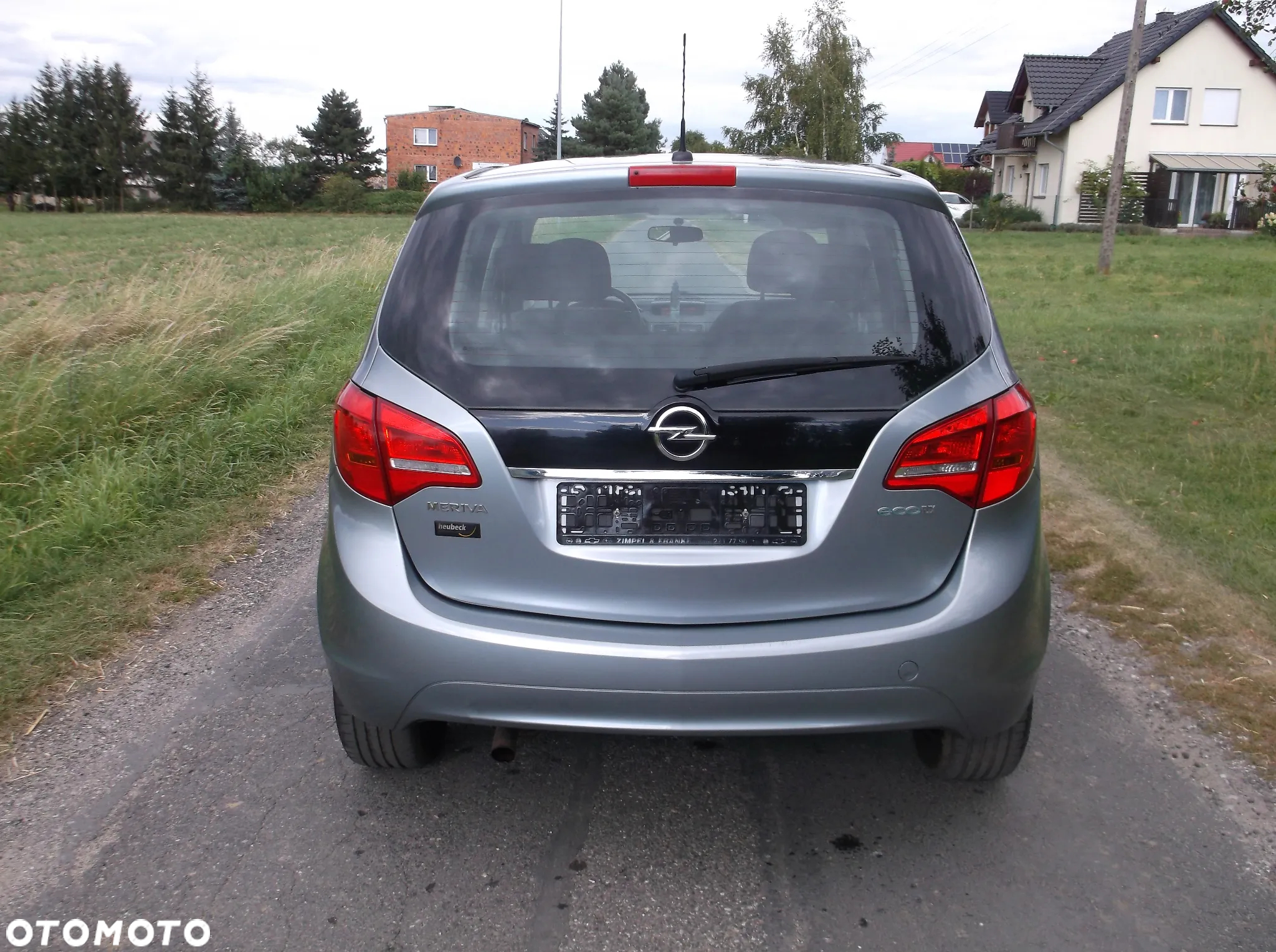 Opel Meriva 1.4 T Essentia S&S - 31