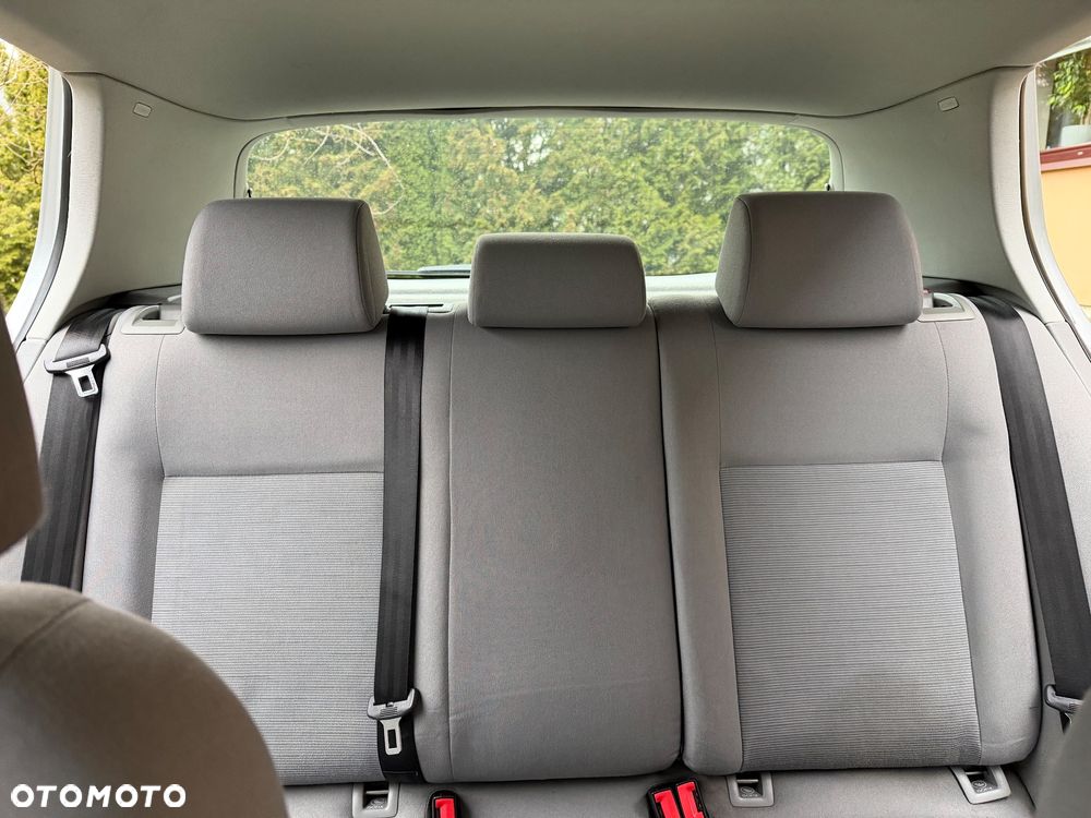 Volkswagen Golf - 14