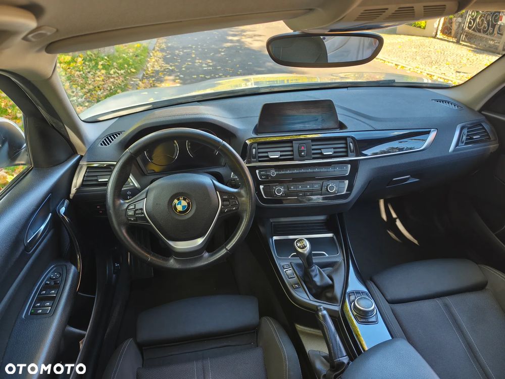 BMW Seria 1 - 12