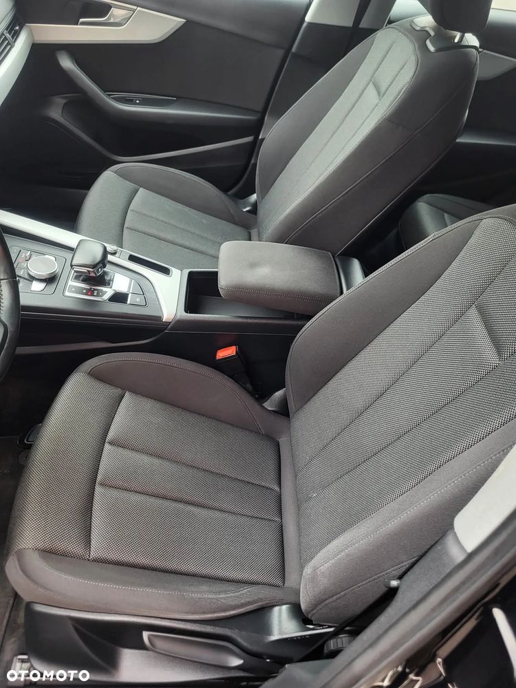 Audi A4 Avant 40 TFSI S tronic sport - 9