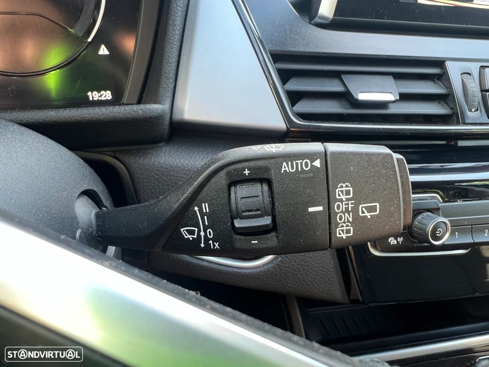 BMW 216 Gran Tourer - 15