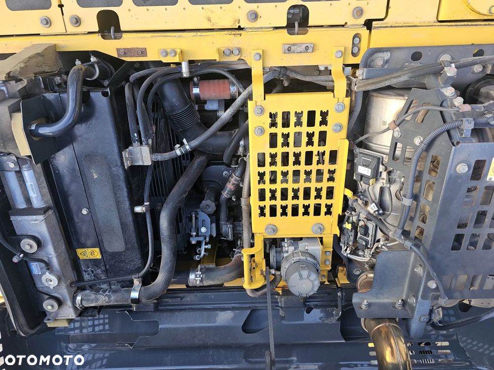 Komatsu PC240LC-11 5284h - 19