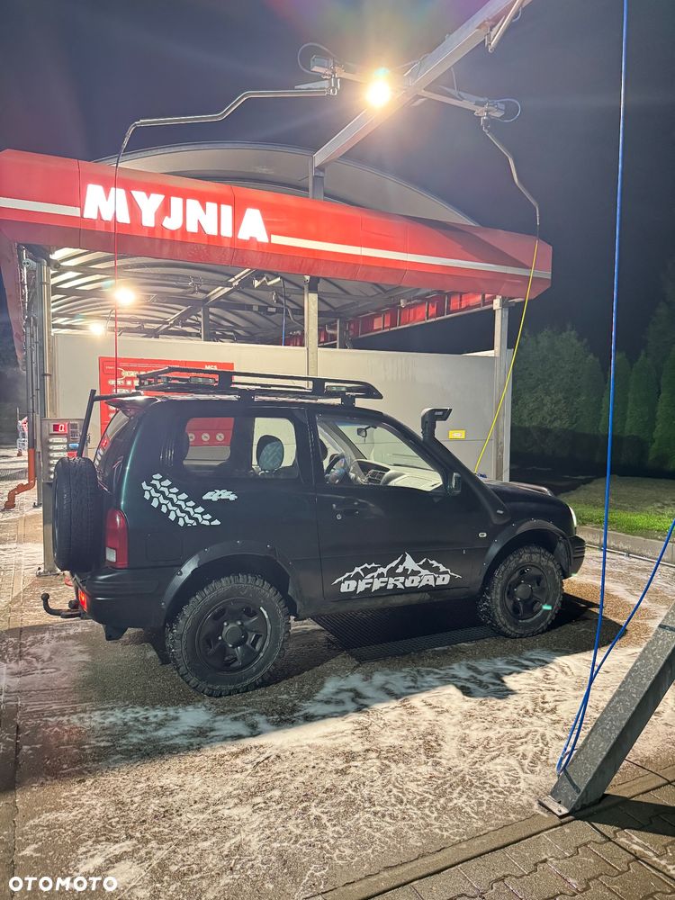 Suzuki Grand Vitara 2.0