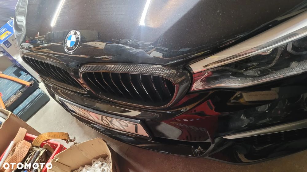 BMW Seria 5 M550i xDrive - 25