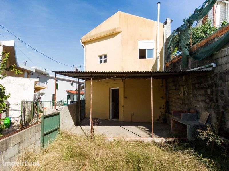 Moradia T3 com Quintal | Oliveira do Douro – Gaia - Grande imagem: 2/12