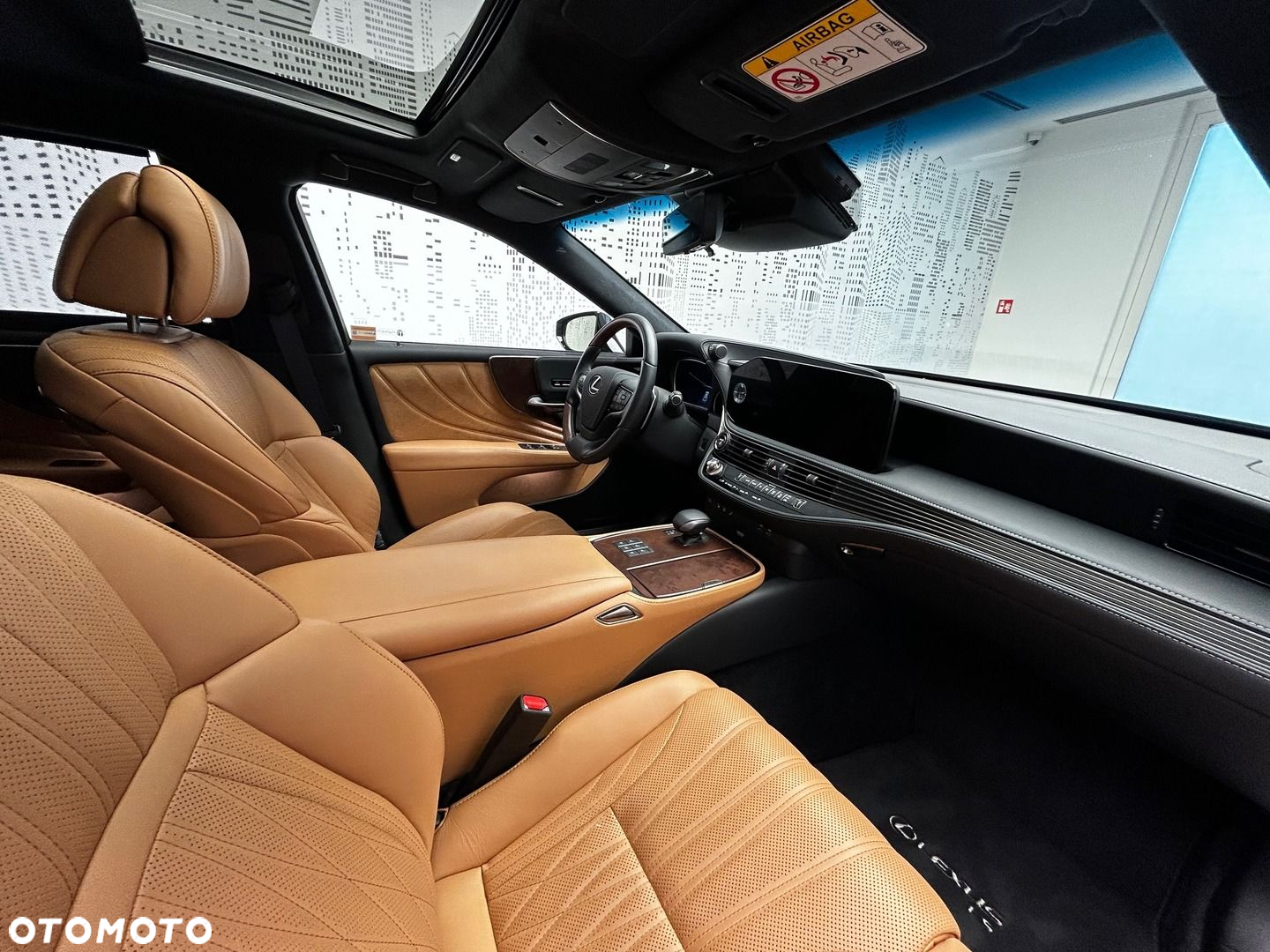 Lexus LS - 20
