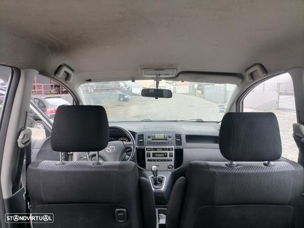 Para Peças Toyota Corolla Verso (_E12_) - 8