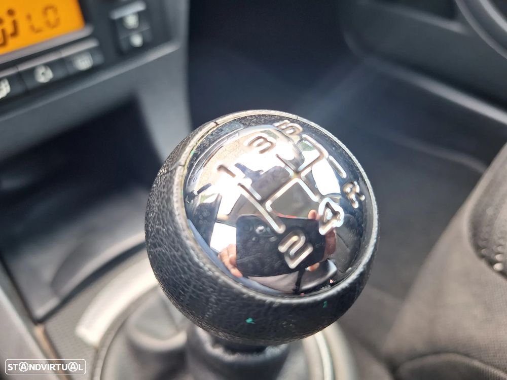 Citroën C4 1.6 HDi VTR Pack - 27