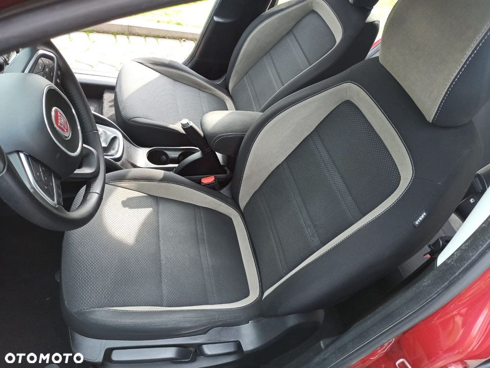 Fiat Tipo 1.4 T-Jet 16v Lounge EU6d - 16