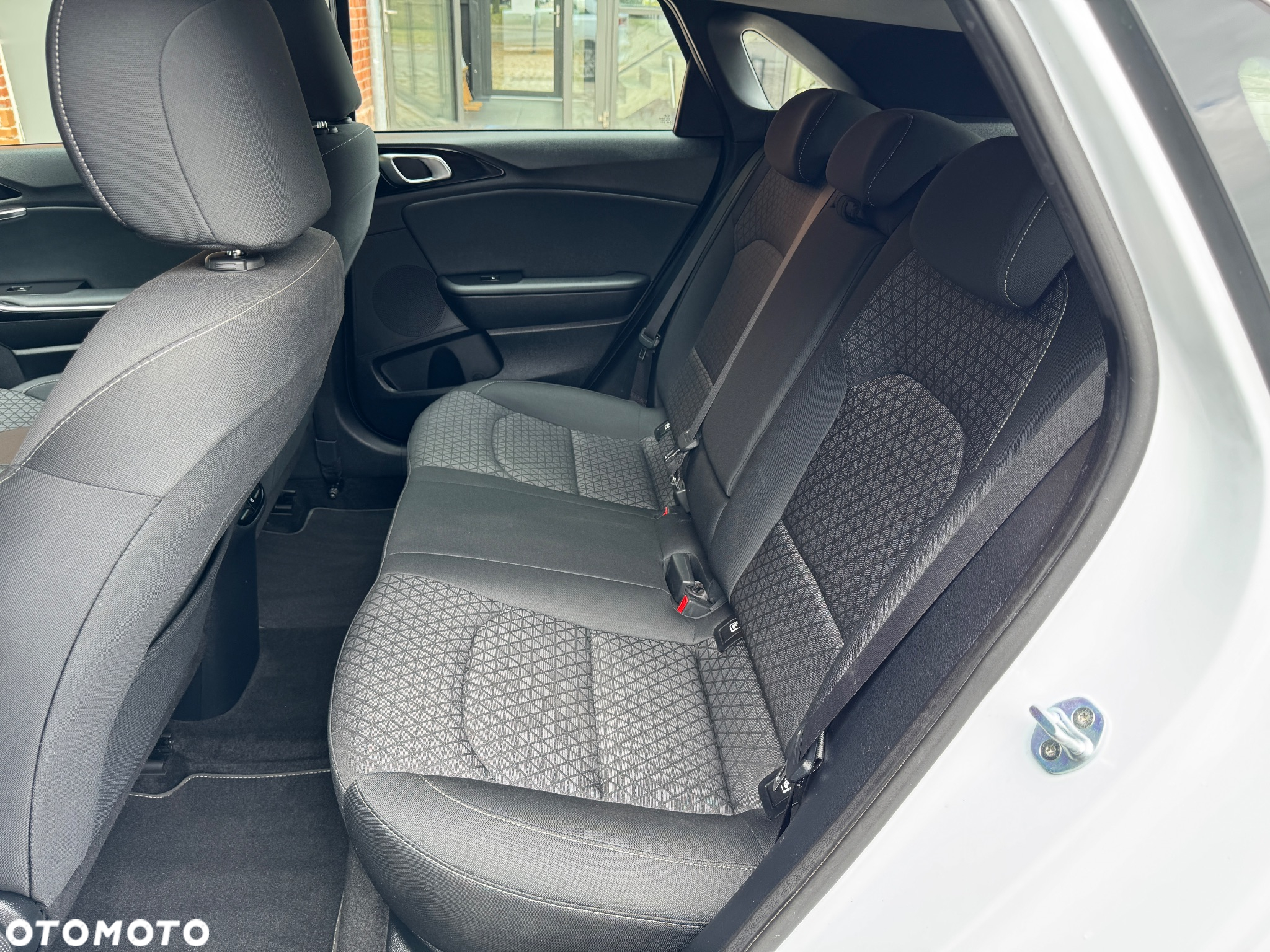 Kia Ceed 1.4 T-GDI DCT OPF Spirit - 31
