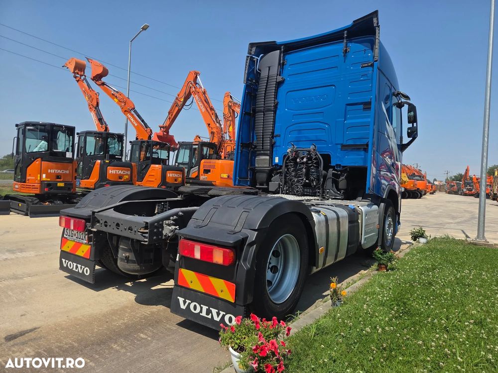 Volvo FH500, euro 6, 2020, 506.819km, cutie automata, 2 rezervoare TOTAL 1.015l, frigider, Aer cond stationare, anv BALON punte fata 90% ok, spoilere cabina, motor 12,7l, rulat doar in GERMANIA, posibilitate leasing 4 ani, PROMOTIE 47.900 EUR+Tva - 10