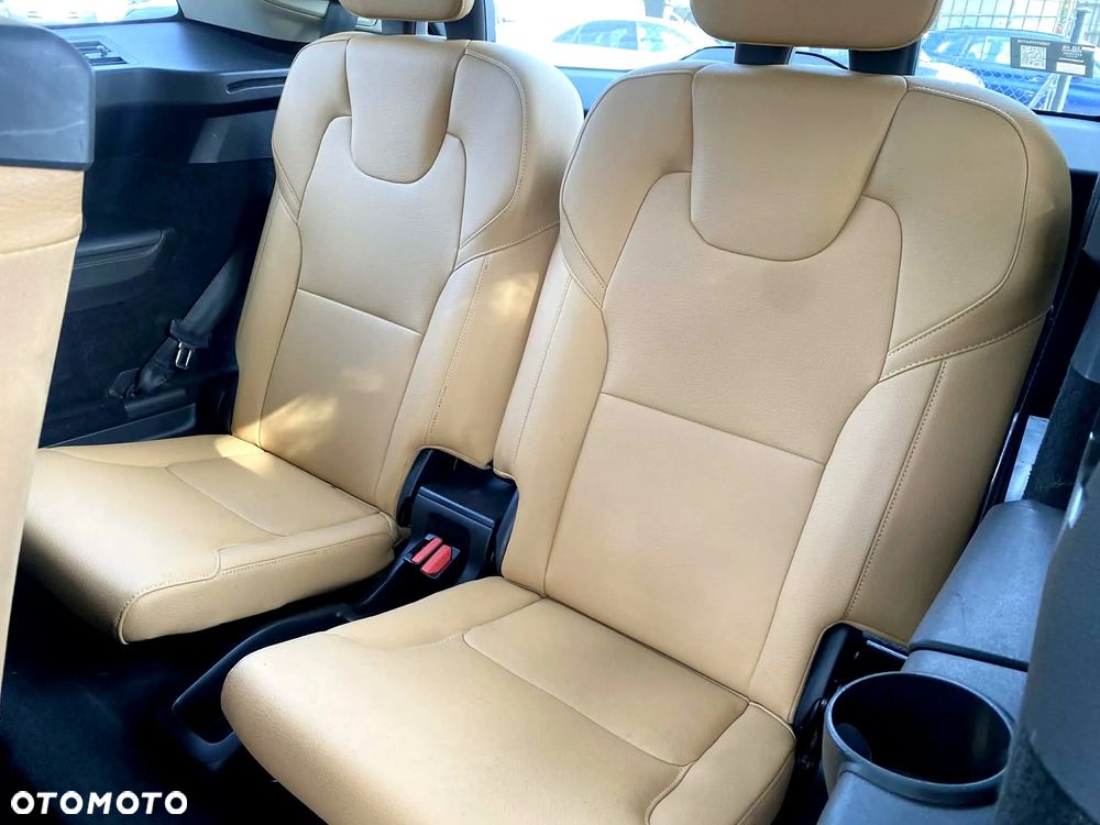 Volvo XC 90 D5 AWD Inscription 7os - 27