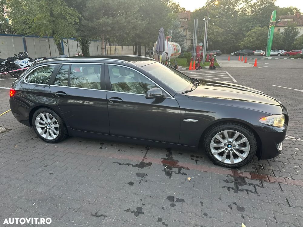 BMW Seria 5 525d xDrive Touring - 2