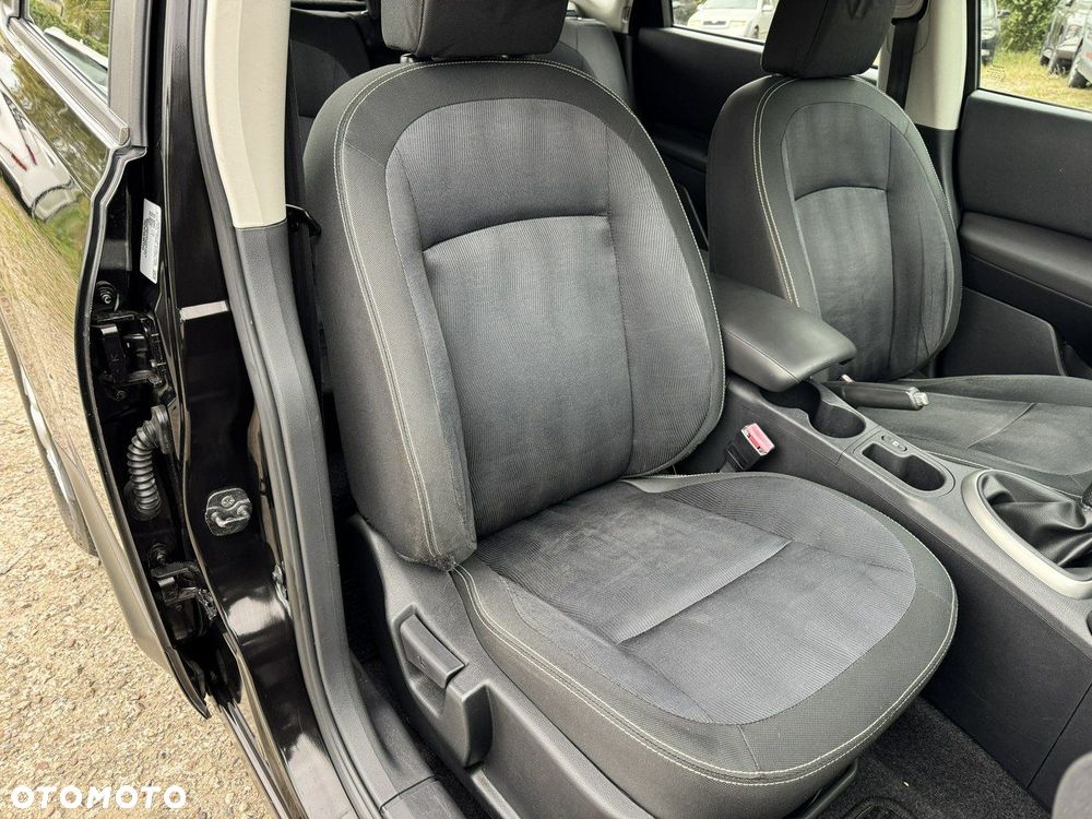Nissan Qashqai - 15