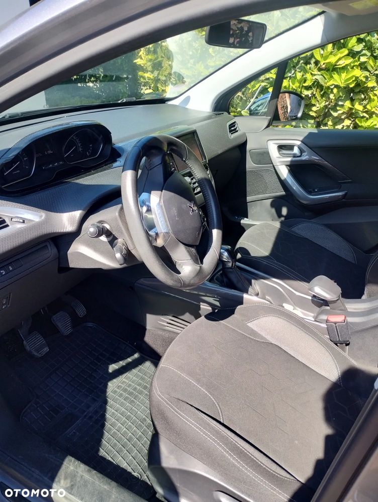 Peugeot 2008 PureTech 82 Style - 7
