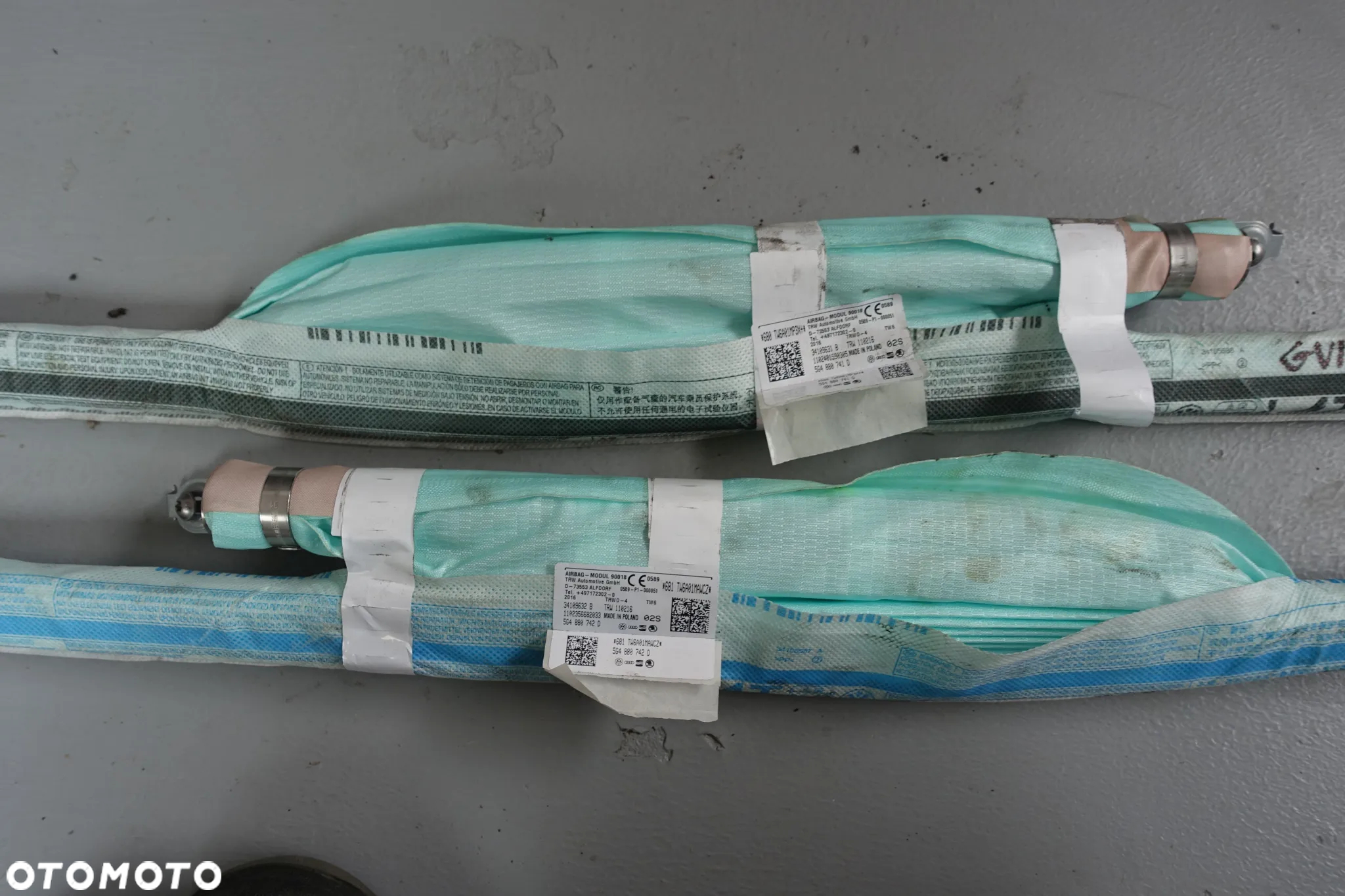 KURTYNA LEWA PRAWA GOLF VII 17r.  HB  5G4880742D - 2