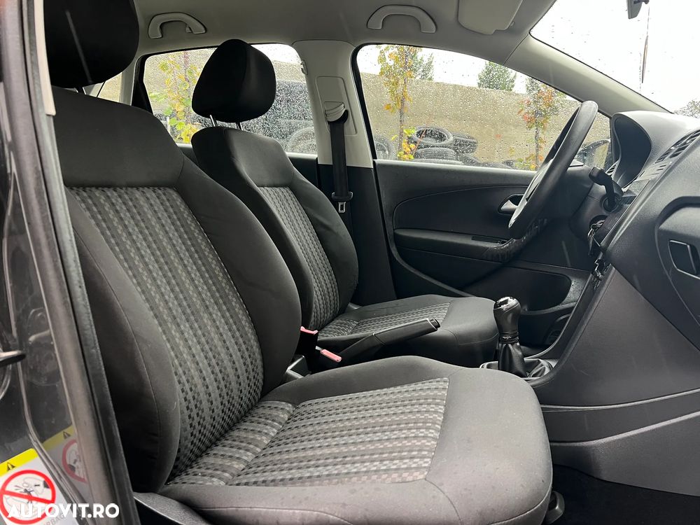 Volkswagen Polo 1.4 TDI CR Comfortline - 8