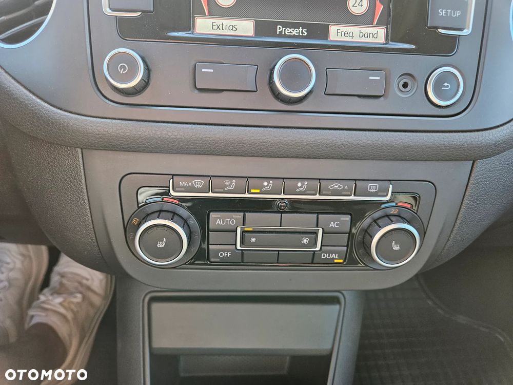 Volkswagen Golf Plus 1.6 TDI BlueMot Comfortline - 16