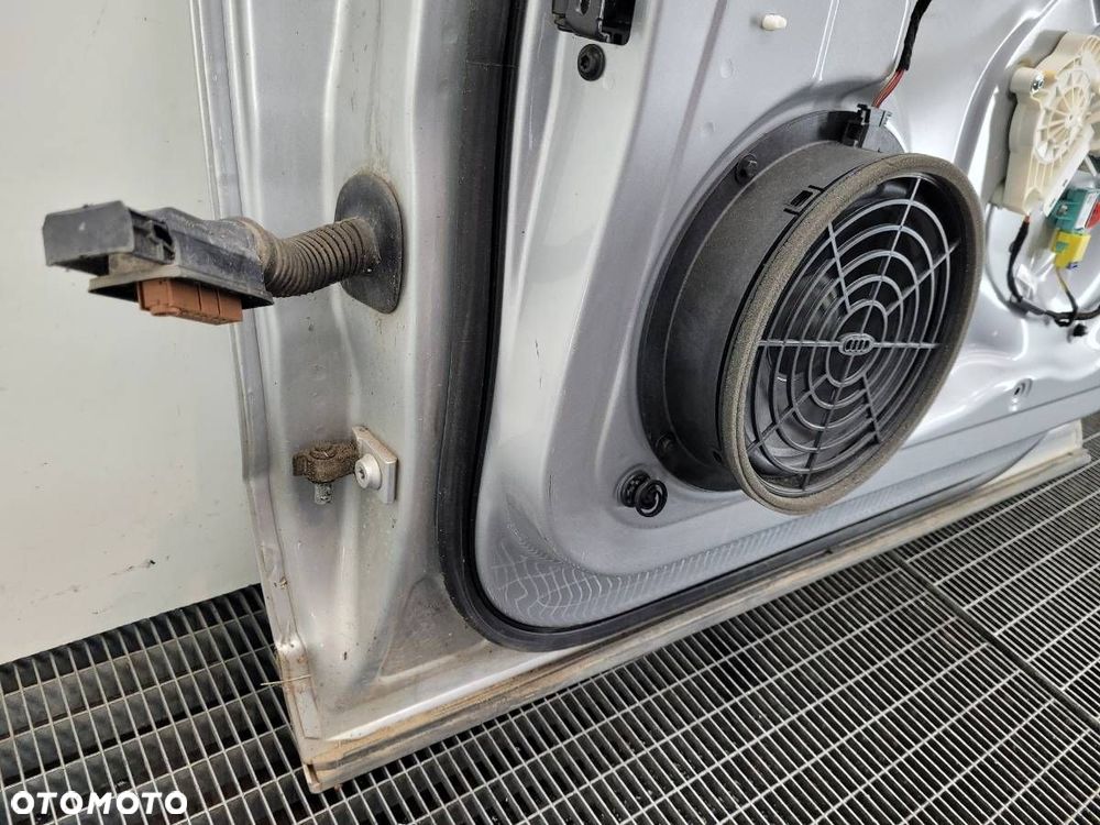 DRZWI PRZÓD PRZEDNIE PRAWE KOMPLETNE AUDI Q5 8R LX7W - 14