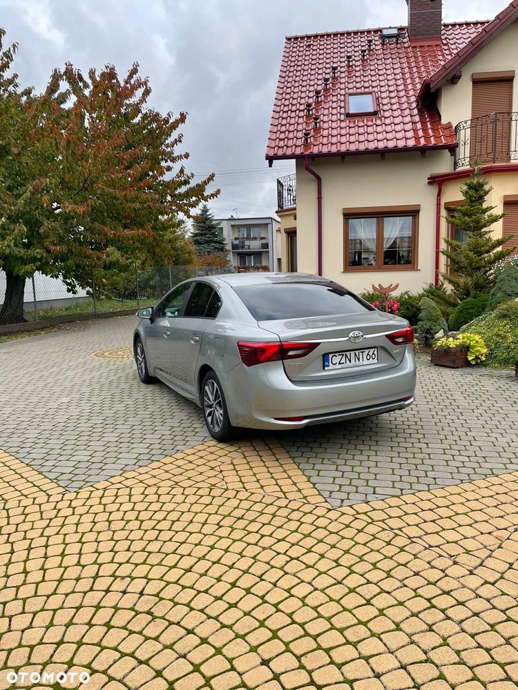 Toyota Avensis 1.8 Prestige - 4