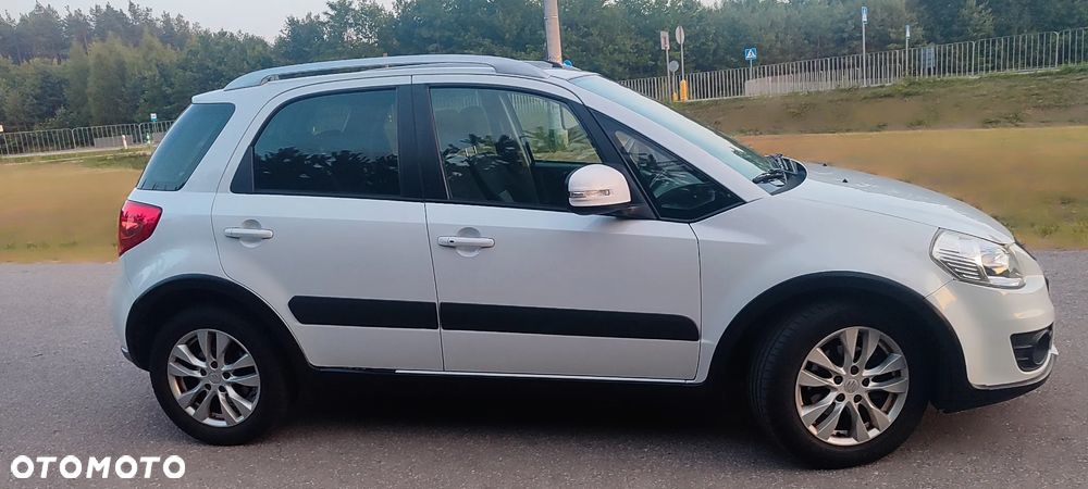 Suzuki SX4 1.6 Comfort - 8