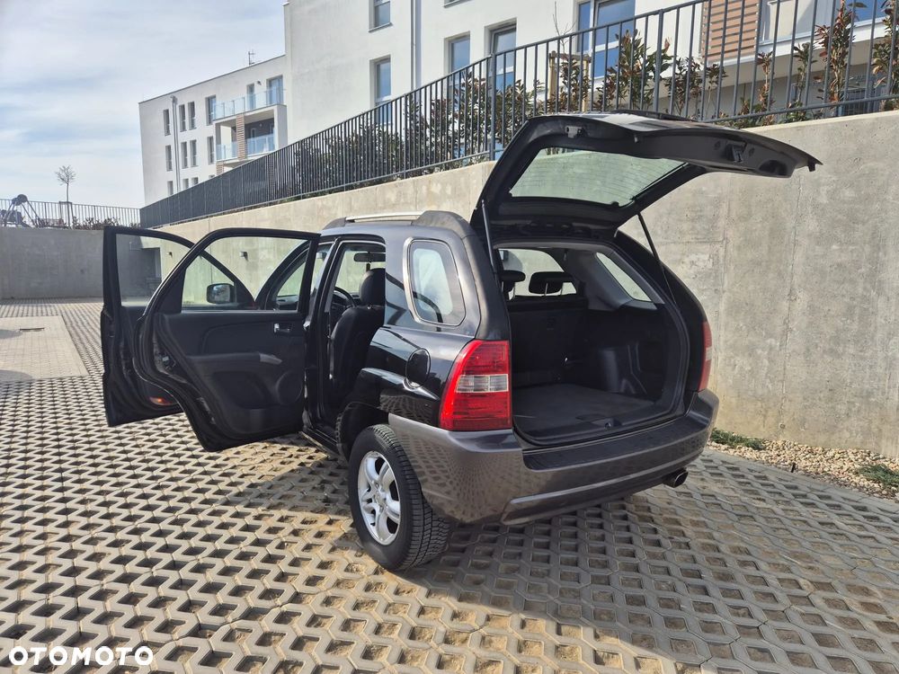 Kia Sportage 2.0 2WD LX - 18