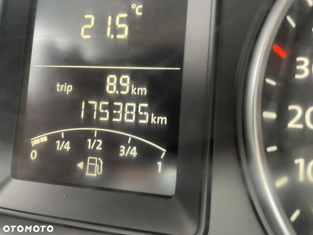 Volkswagen Transporter - 18
