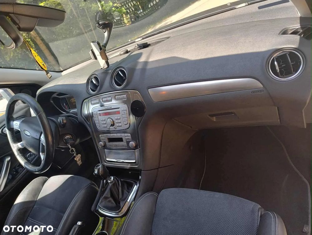 Ford Mondeo 1.8 TDCi Ghia - 7