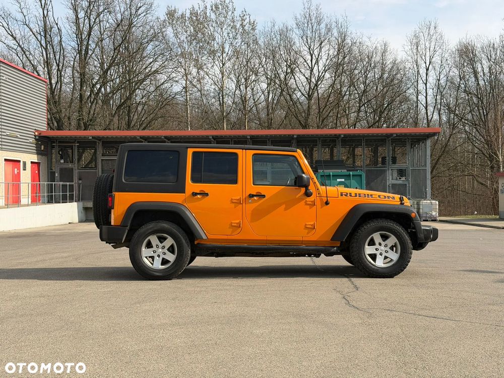 Jeep Wrangler 3.8 Unlim Rubicon - 3
