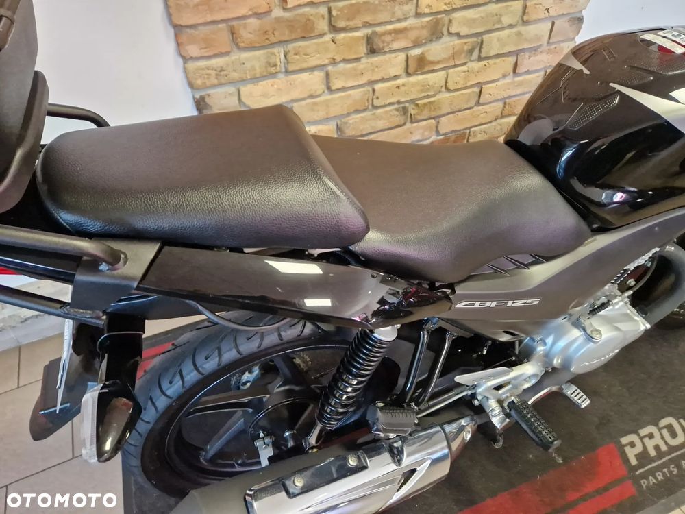 Honda CBF - 16