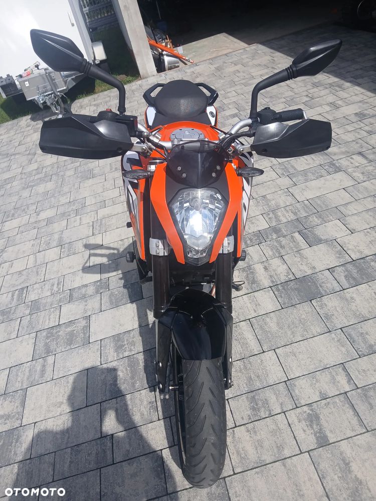 KTM Duke 125 - 5