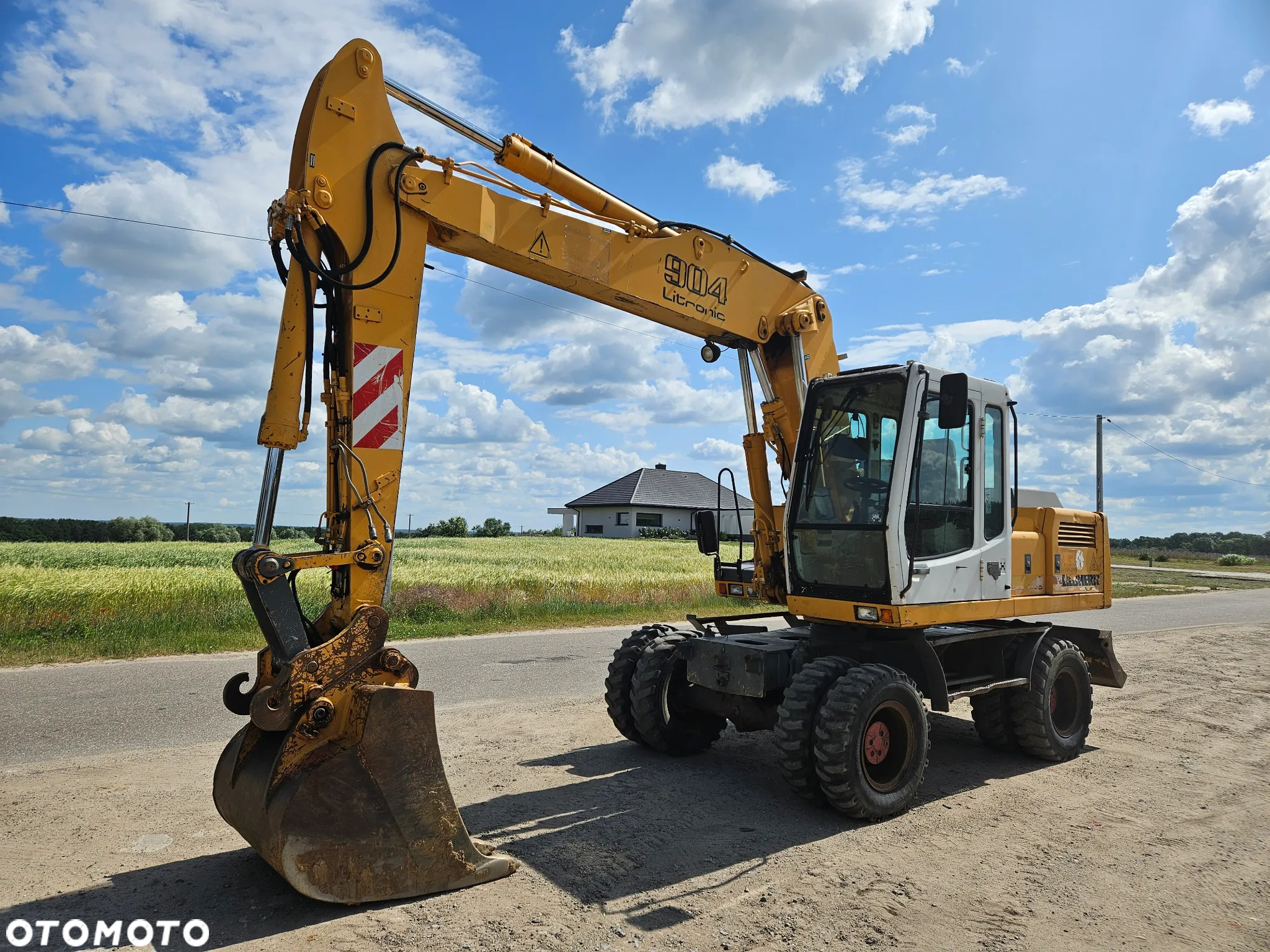 Liebherr 904 - 7