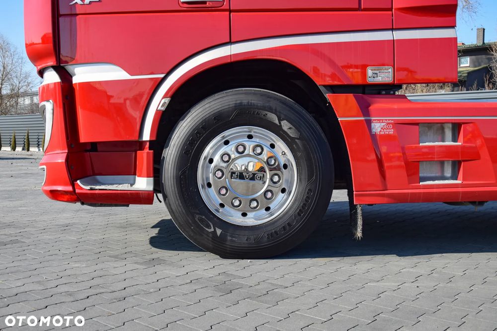 DAF XF530 / SUPER SPACE CAB / HYDRAULIKA / RETARDER / KLIMATYZACJA POSTOJOWA / ACC / NAWIGACJA / KLIMA / LEDY / FULL SPILERY / FULL OPCJA / WERSJA PREMIUM / SERWISOWANY / SPROWADZONY - 13