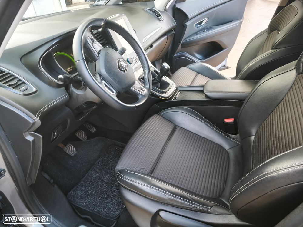 Renault Grand Scénic 1.6 dCi Intens SS - 15