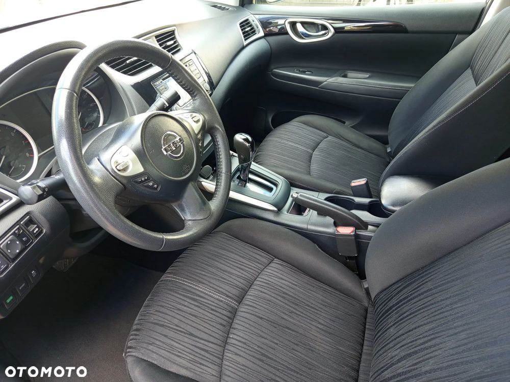 Nissan Sentra - 11