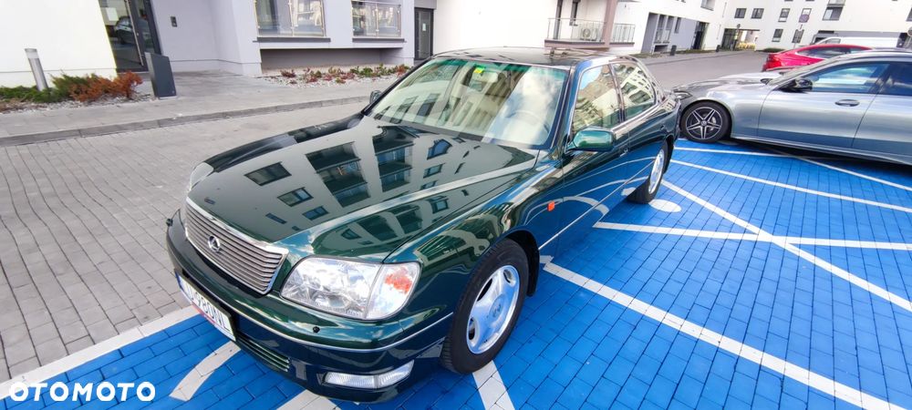 Lexus LS Standard - 4