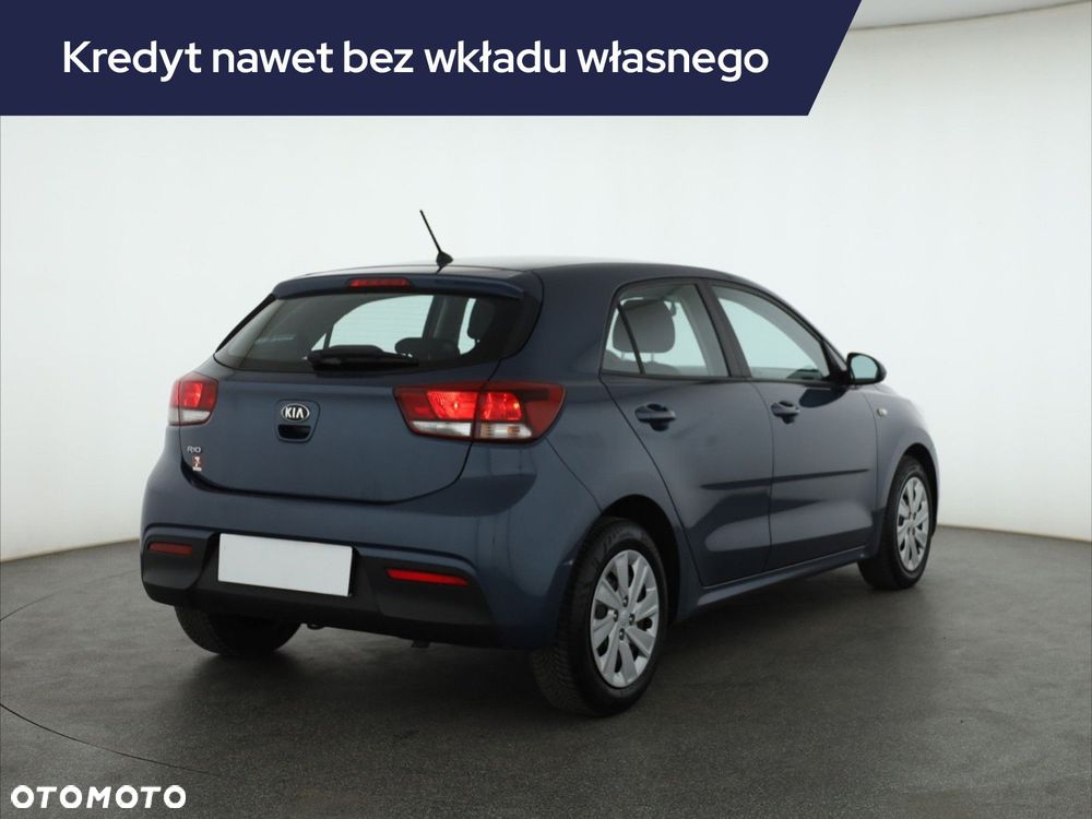 Kia Rio - 7