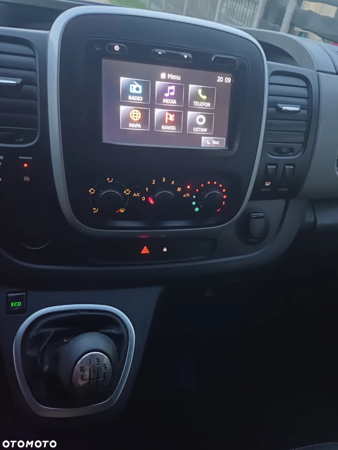 Renault Trafic - 18