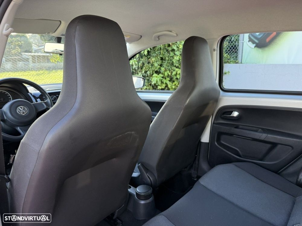 VW Up! 1.0 BlueMotion Move Auto - 13