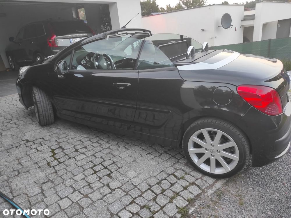 Peugeot 207 2009 photo 2