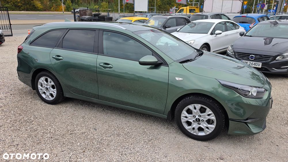 Kia Ceed 1.5 T-GDI M DCT - 17