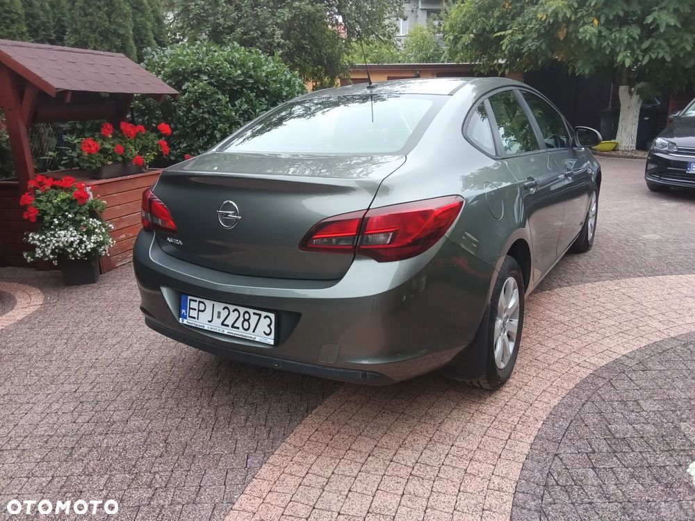 Opel Astra 1.6 Active - 9