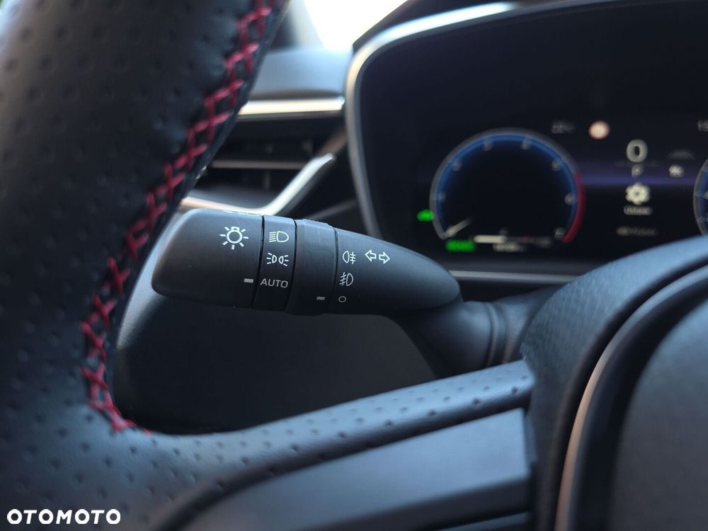 Toyota Corolla 1.8 Hybrid GR Sport Dynamic - 31