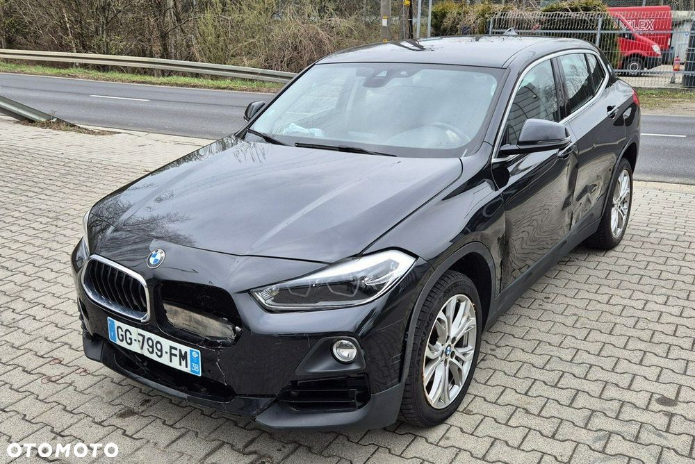 BMW X2 sDrive18d Advantage - 1