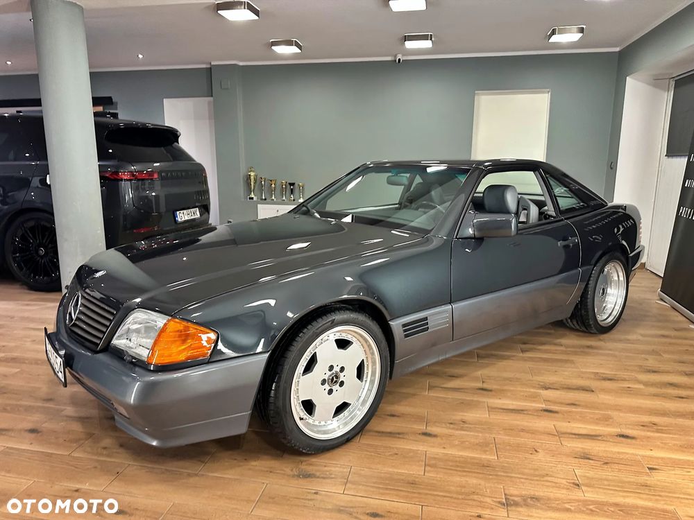 Mercedes-Benz SL - 1