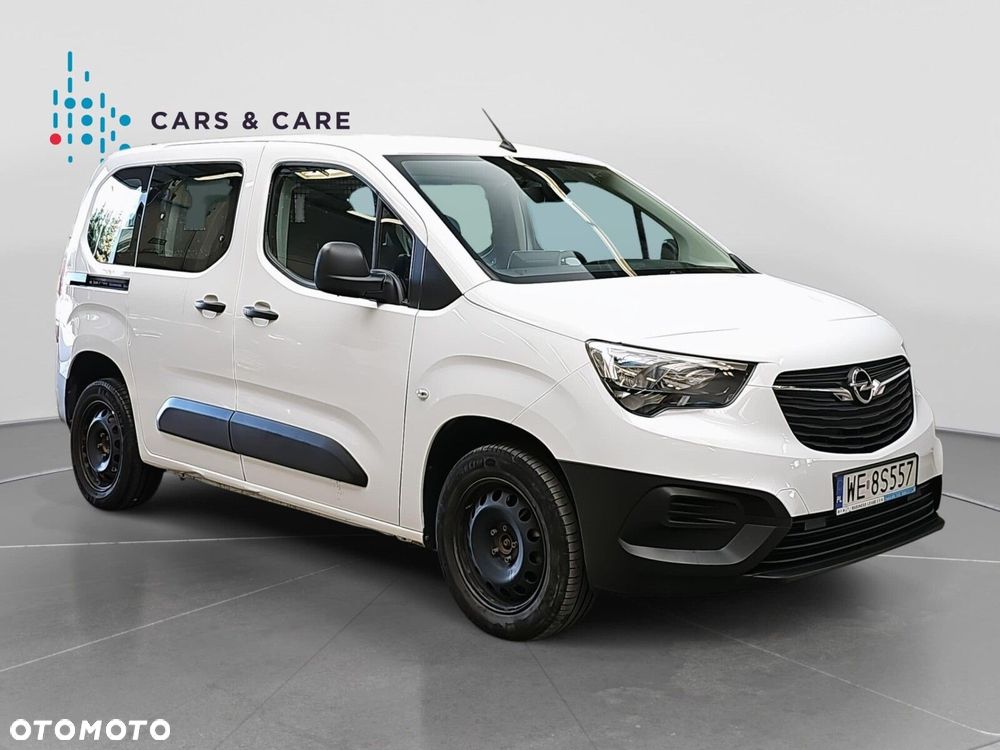 Opel Combo 1.5 DT Edition 102KM - 4